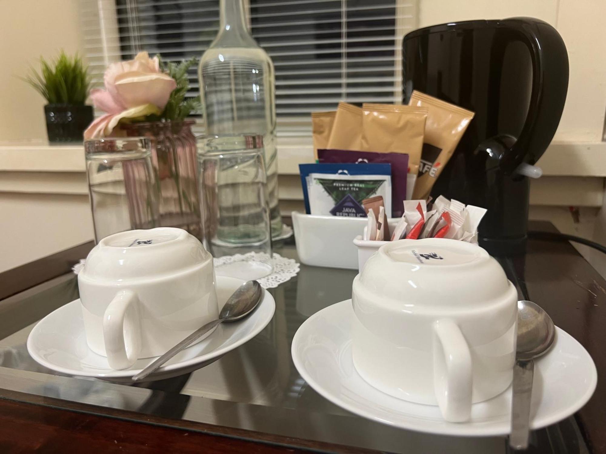 The Coach House Inn Moycullen Екстер'єр фото