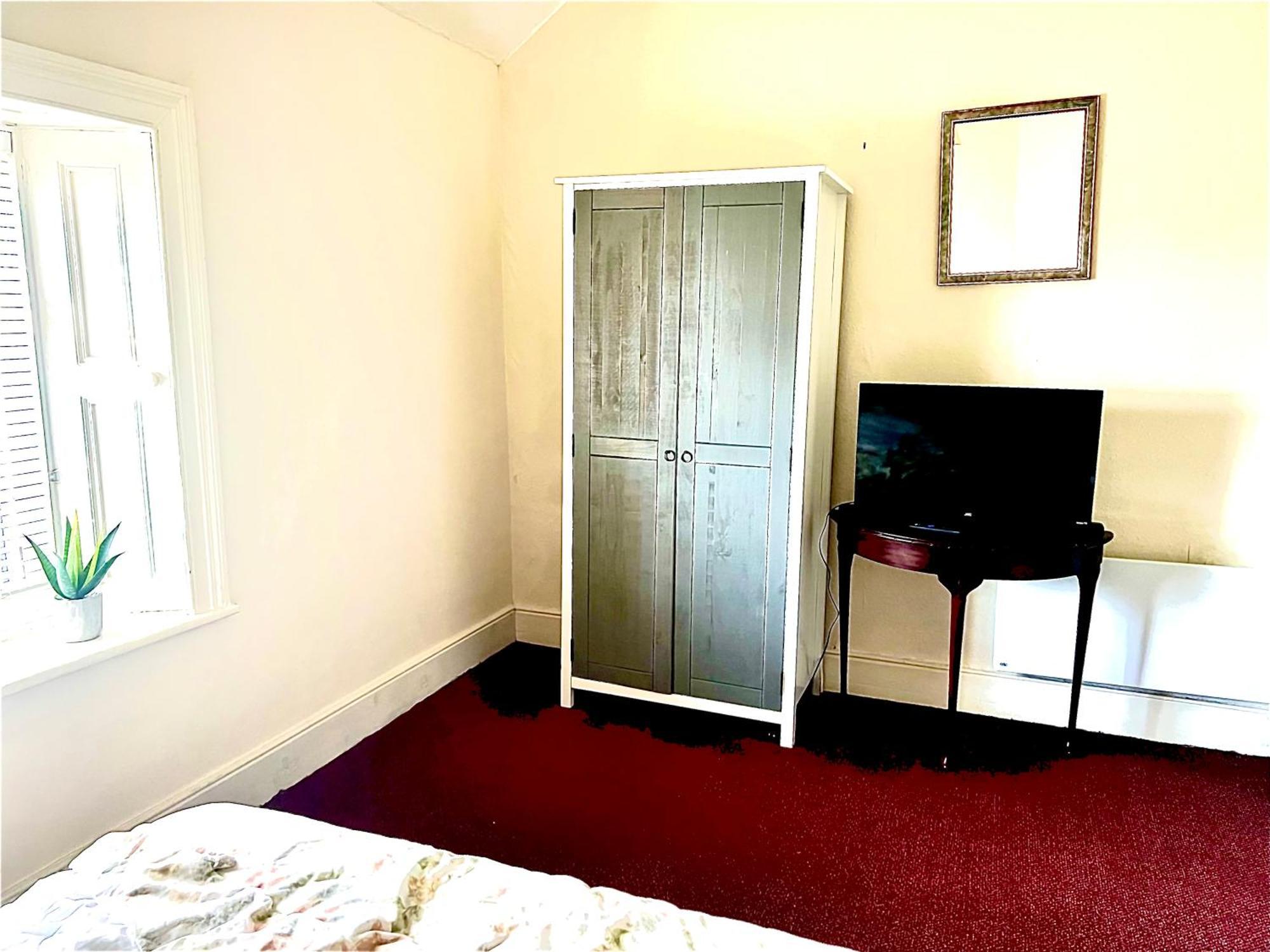 The Coach House Inn Moycullen Екстер'єр фото