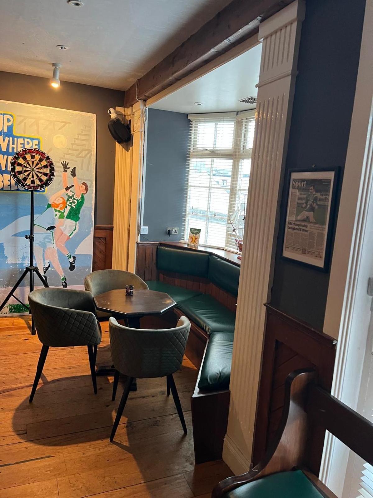 The Coach House Inn Moycullen Екстер'єр фото
